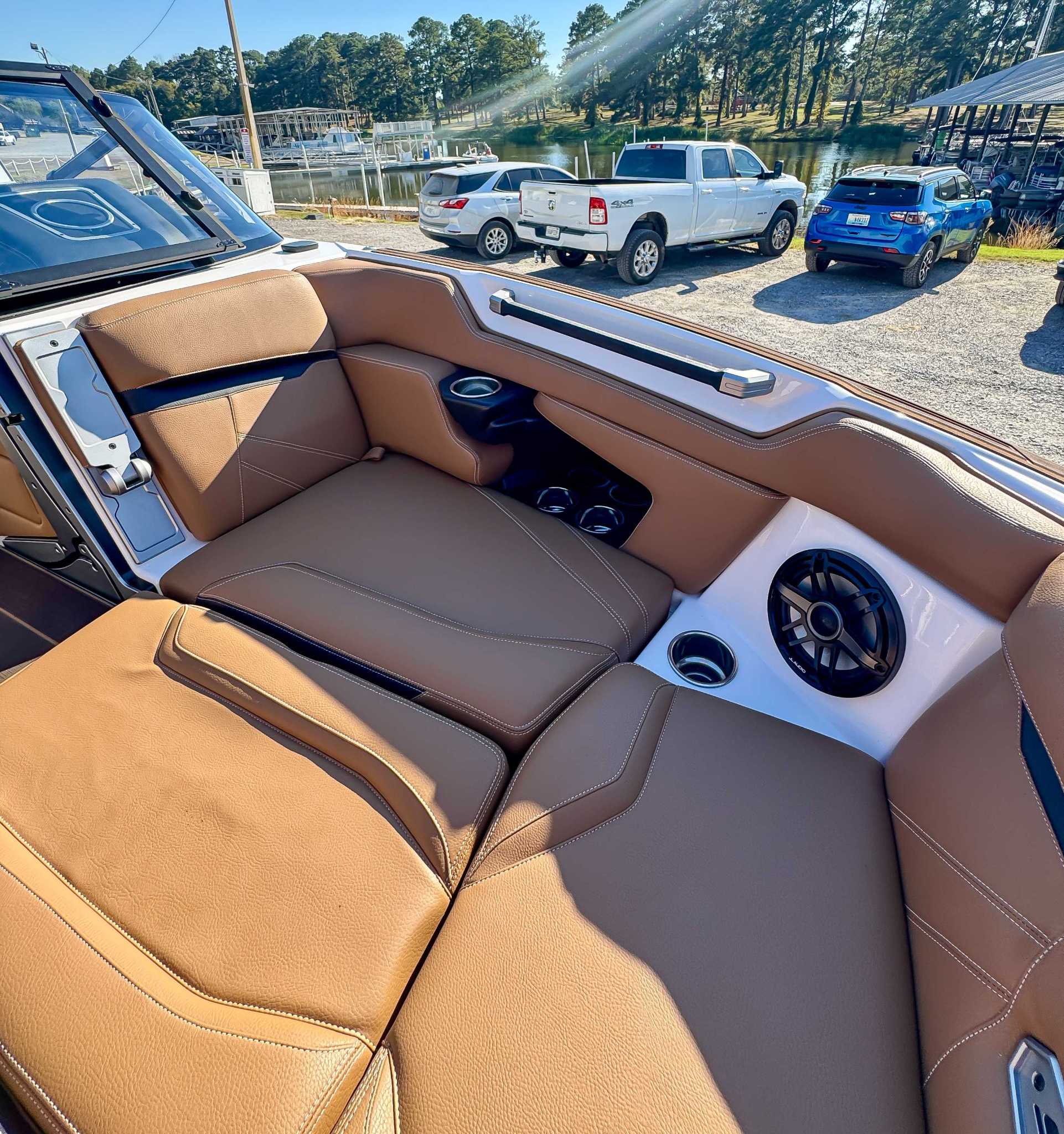 Used 2023 Supra SL, 39047 Brandon - Boat Trader