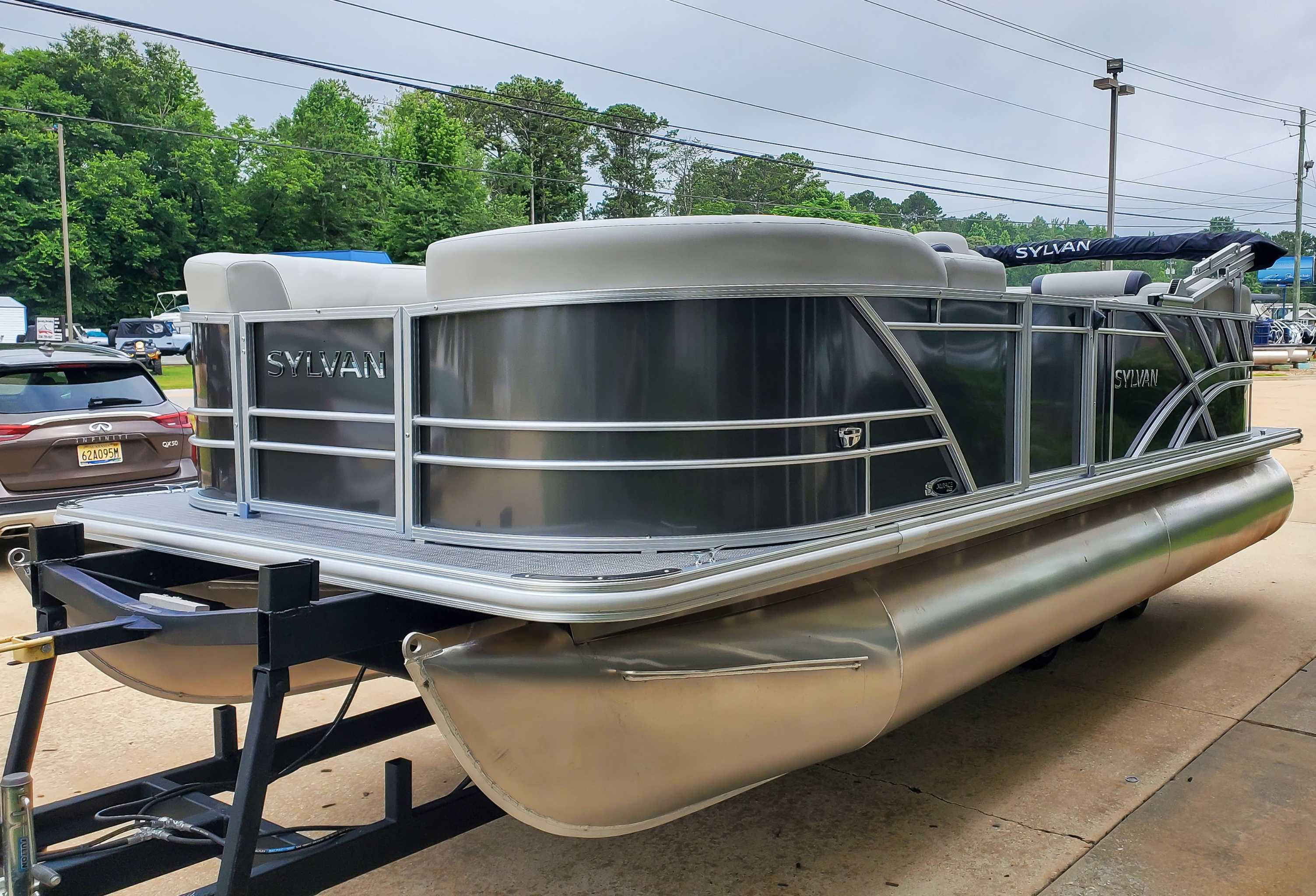 Sylvan Marine Mirage 8522 LZ 2023 - Marine Source