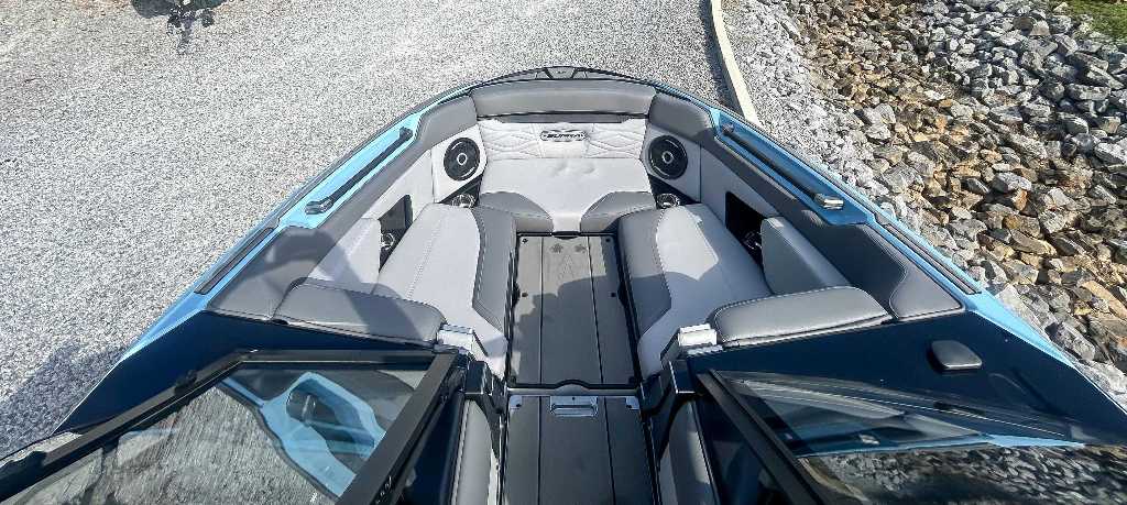 New 2025 Supra SV, 35147 Westover - Boat Trader